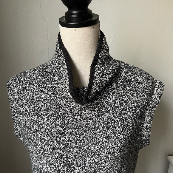 Loft sleeveless mock turtleneck sweater size Xsmall - Picture 2 of 8